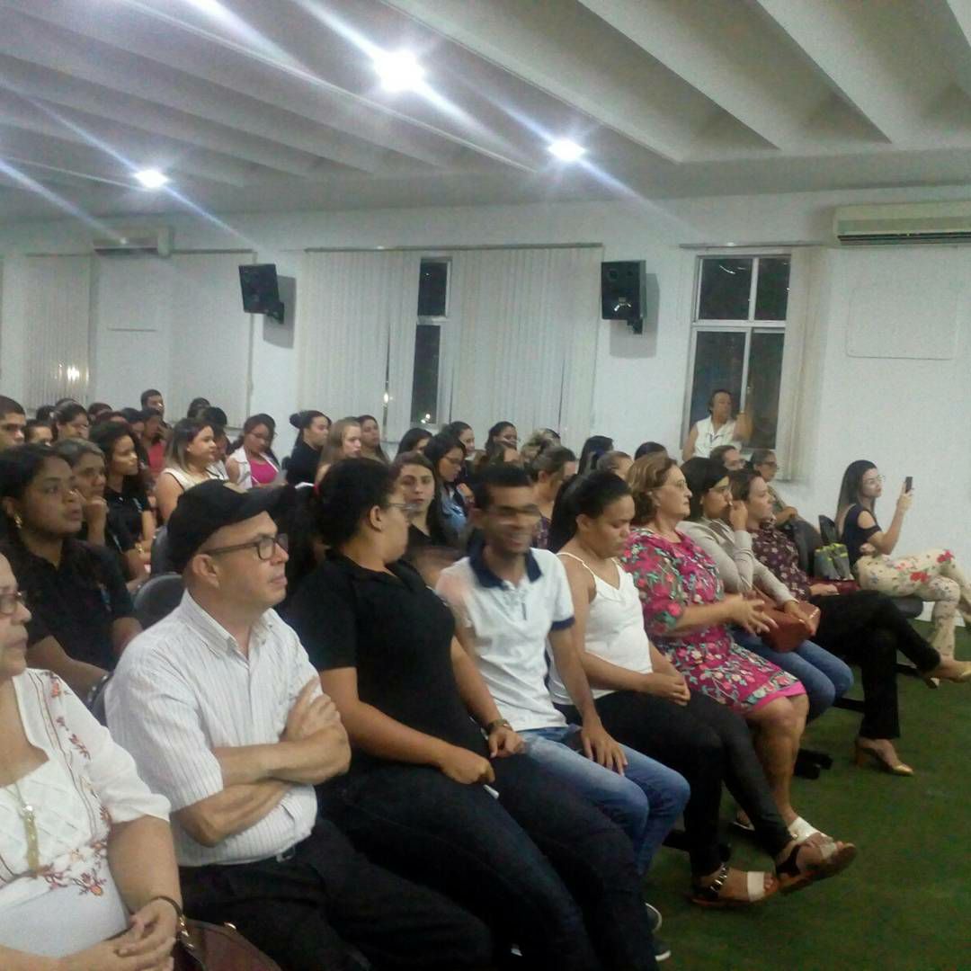 Síndrome de Down: novos olhares, novas Práticas