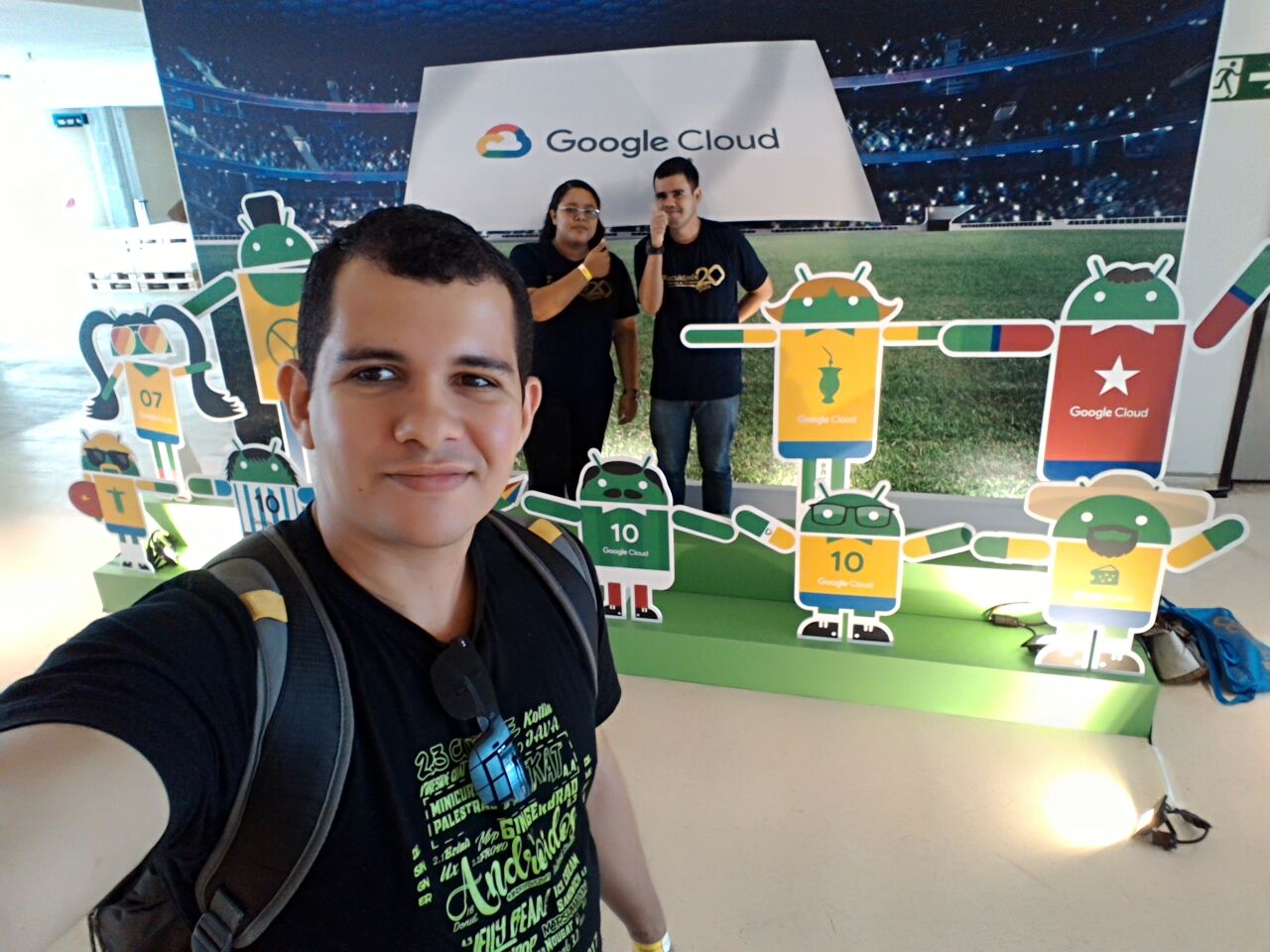 Alunos e professor do curso Gestão em TI participam do Google Cloud OnBoard, no estádio Arena Pernambuco.